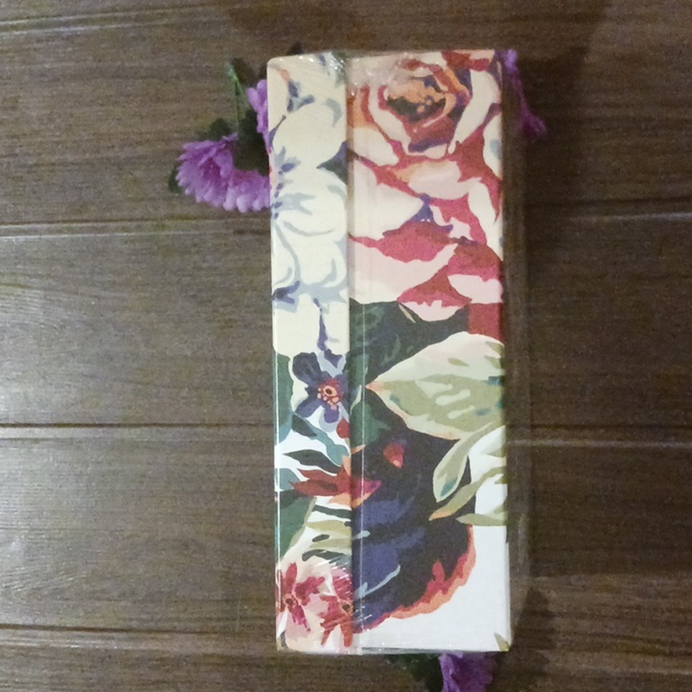 Photo &Video Storage Box - Picture 11 of 11
